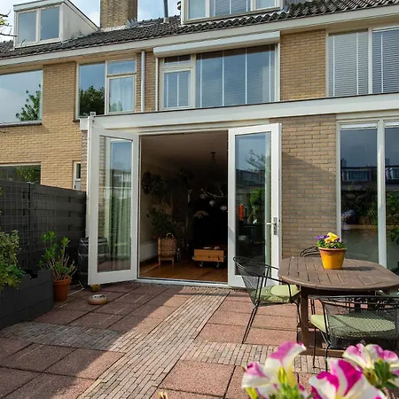 בית נופש Huize Zonnebloem *